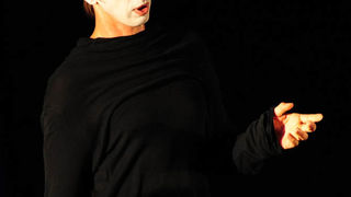 17. Zadarsko kazališno ljeto: Multimedijalni performans “Diva”, Edvin Liverić, foto: N. Marčev 17. Zadarsko kazališno ljeto: Multimedijalni performans “Diva”, Edvin Liverić, foto: N. Marčev