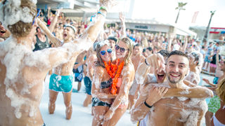 party, zrce, aquarius klub