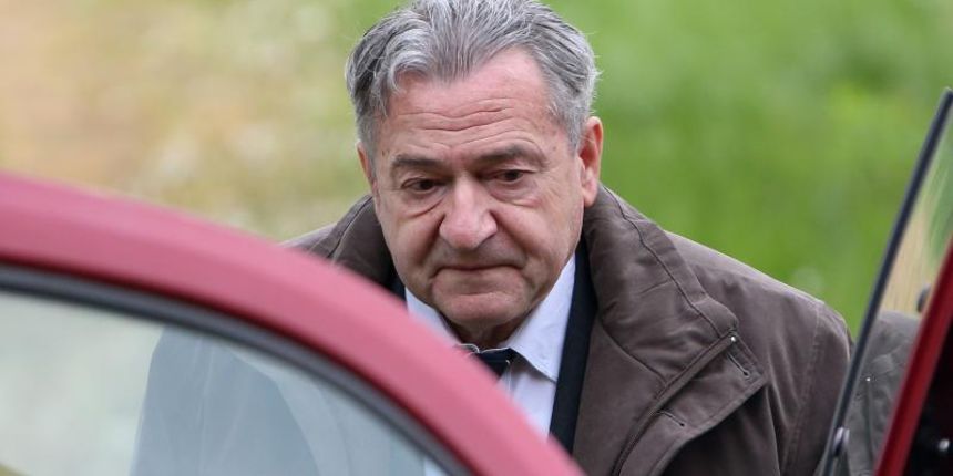 Sveta Nedelja – Bivsi celnik jugoslavenske tajne sluzbe Zdravko Mustac izasao je iz svoje obiteljske kuce i automobilom odlazi u nepoznatom smjeru. Photo: Igor Kralj/PIXSELL Sveta Nedelja – Bivsi celnik jugoslavenske tajne sluzbe Zdravko Mustac izasao je iz svoje obiteljske kuce i automobilom odlazi u nepoznatom smjeru. Photo: Igor Kralj/PIXSELL