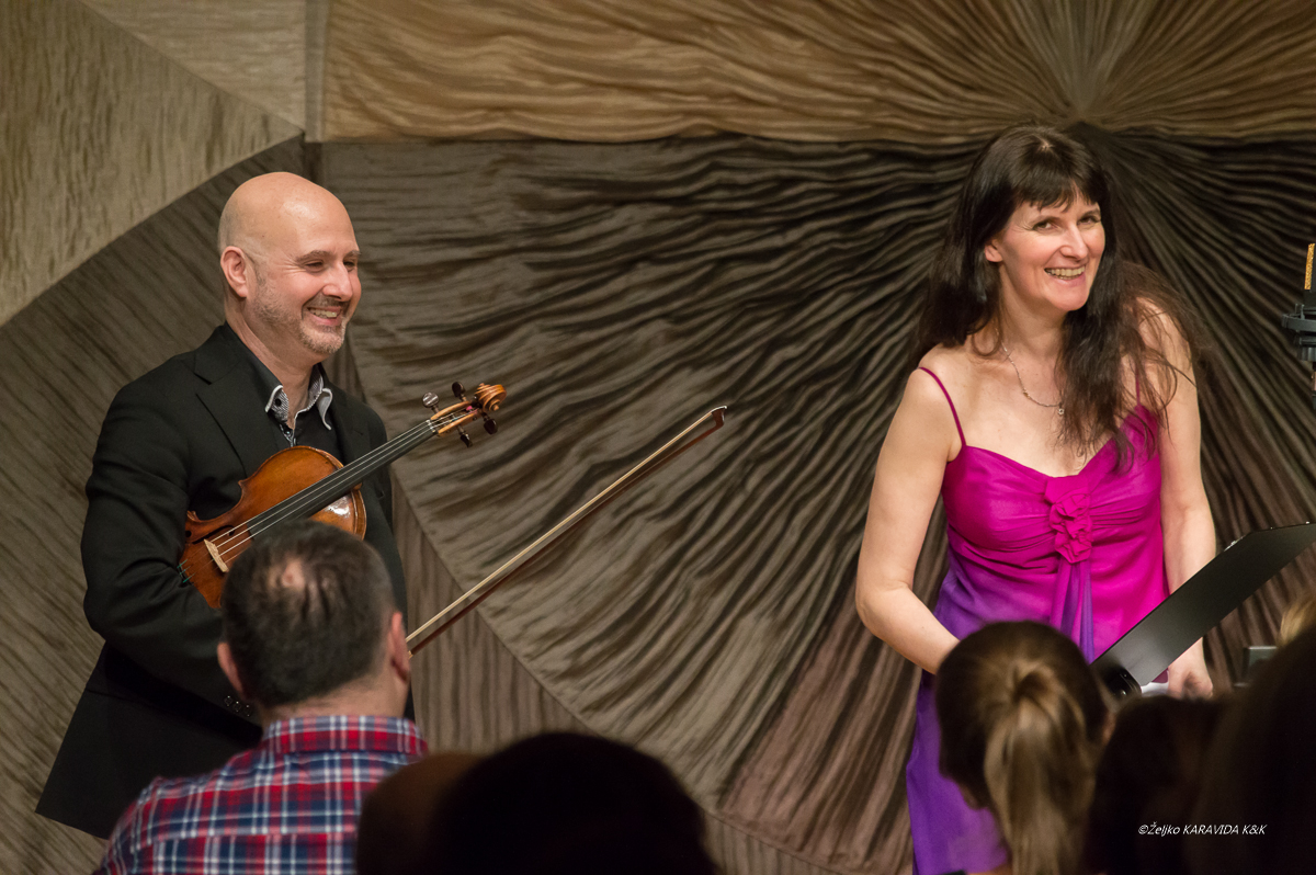 Romantizam iznad svega naziv je koncerta koji je održan u Kneževoj palači a nastupili su Erez Ofer, violina i Elisaveta Blumina, klavir