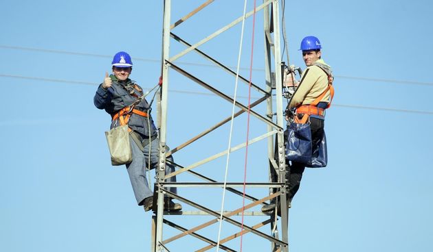 Radovi na dalekovodu, bez struje, elektra
