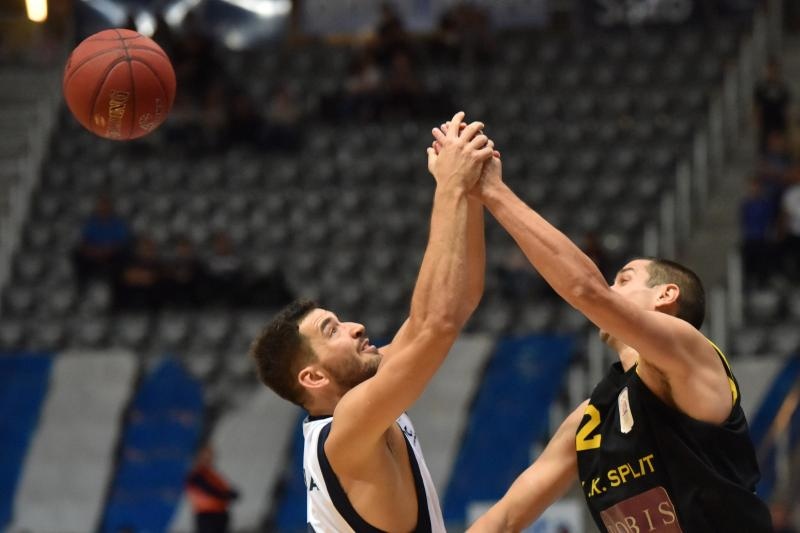SC Višnjik, 4. kolo HKS A1 lige: KK Zadar – KK Split. 84-89. Photo: Dino Stanin/PIXSELL SC Višnjik, 4. kolo HKS A1 lige: KK Zadar – KK Split. 84-89. Photo: Dino Stanin/PIXSELL