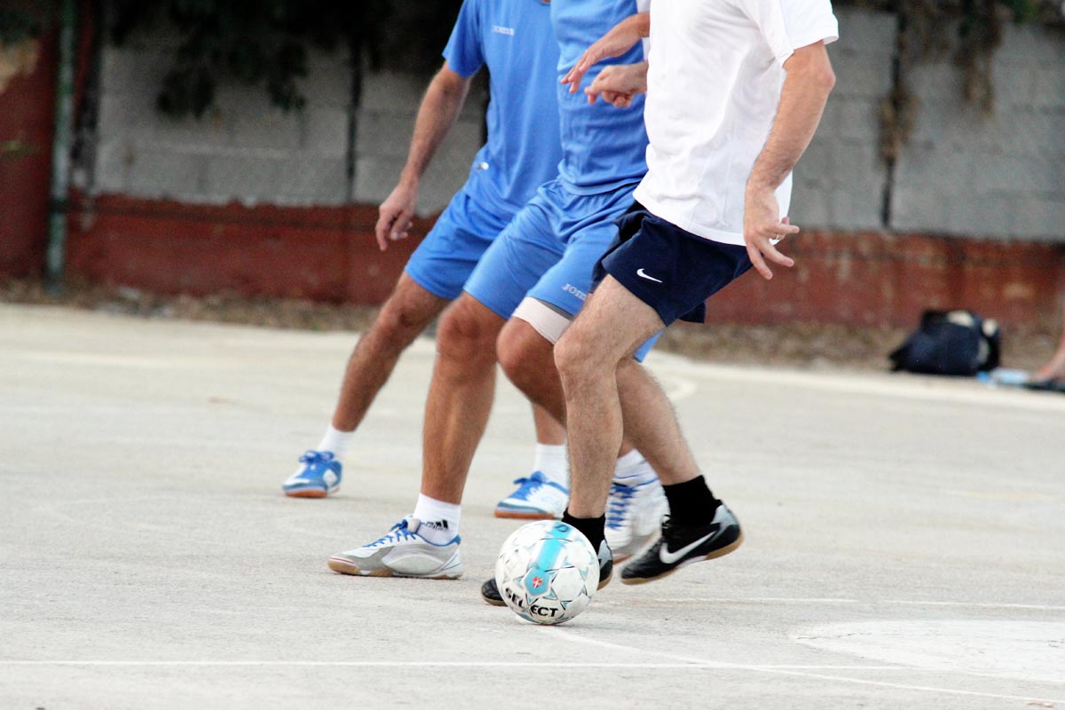 Na Stanovima se uz boćarski turnir održao i revijalni nogometni turnir. Osim prijavljenih ekipa, snage su ponovno odmjeravali liječnici Opće bolnice Zadar i predstavnici poglavarstva Grada Zadra. Na Stanovima se uz boćarski turnir održao i revijalni nogometni turnir. Osim prijavljenih ekipa, snage su ponovno odmjeravali liječnici Opće bolnice Zadar i predstavnici poglavarstva Grada Zadra.