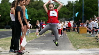 Zadar, 210513.
Erste Plava Liga danas se odrzava na stadionu Visnjik. Rijec je o jedinstvenom djecjem atletskom natjecanju upecatljivog slogana Brze, Vise, Jace, koje se odrzava pod visokim pokroviteljstvom Ministarstva znanosti obrazovanja i sporta. Orga Zadar, 210513.
Erste Plava Liga danas se odrzava na stadionu Visnjik. Rijec je o jedinstvenom djecjem atletskom natjecanju upecatljivog slogana Brze, Vise, Jace, koje se odrzava pod visokim pokroviteljstvom Ministarstva znanosti obrazovanja i sporta. Orga