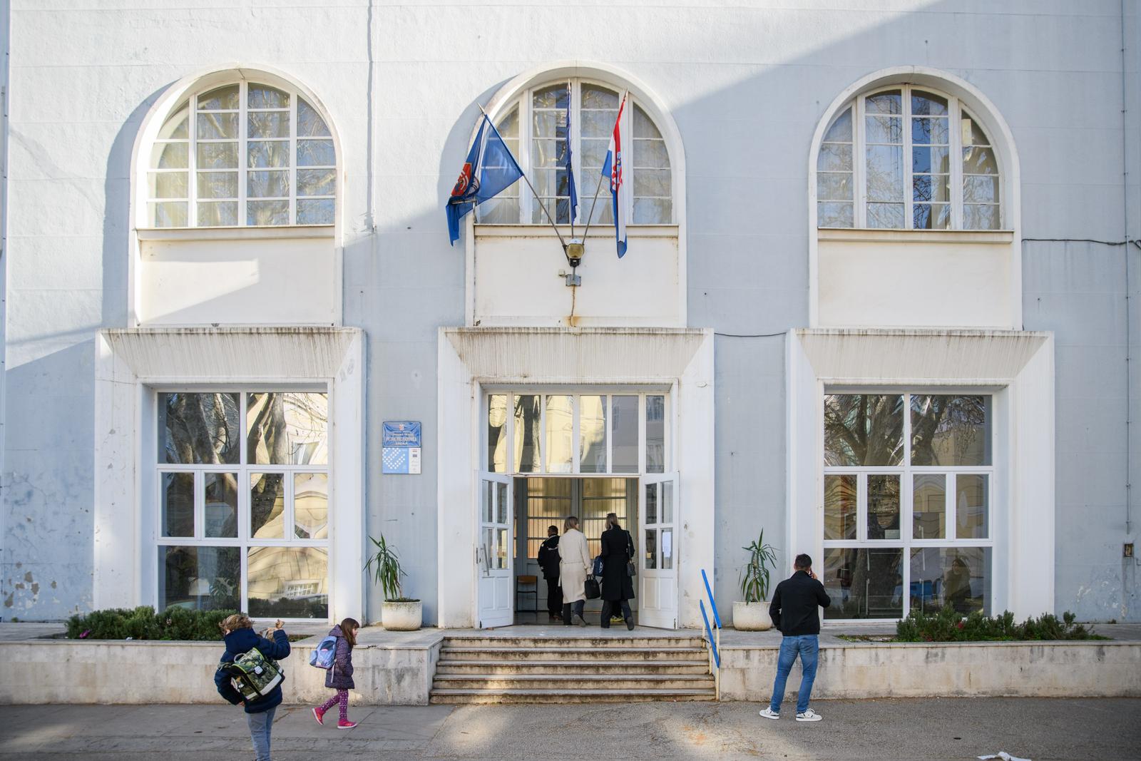 Štrajk u Osnovnoj školi Petra Preradovića Štrajk u Osnovnoj školi Petra Preradovića