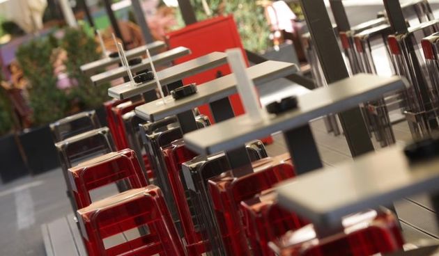 09.08.2014., Zagreb – Kafić, štekat, Prazne terase kafica u centru grada. Photo: Grgur Zucko/PIXSELL