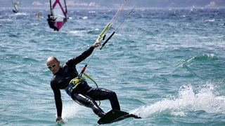 Surferi i kiteri guštali u južini na Boriku Surferi i kiteri guštali u južini na Boriku