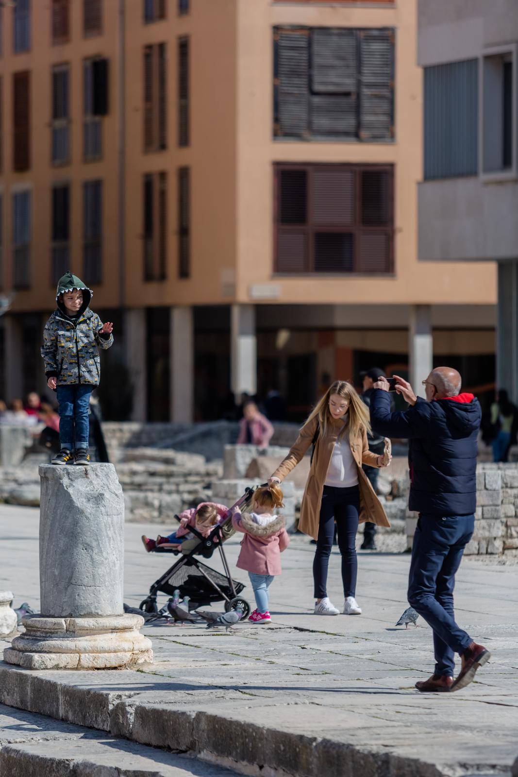 Sunčana nedjelja na zadarskim ulicama