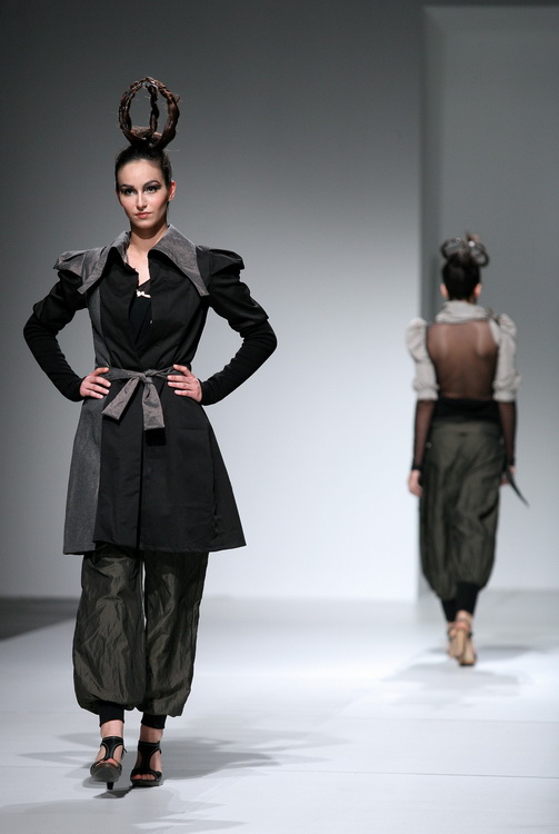 Zagreb, 200511.
Hypo zgrada.
Dreft fashion week Zagreb.
Dizajnerica Artidjana Ana Cavar.
Foto: Biljana Gaurina / CROPIX