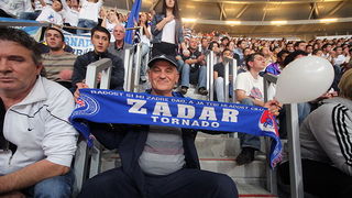 Najbolji navijači na svitu na utakmici Zadar-Cibona, Foto: Mia Čop Najbolji navijači na svitu na utakmici Zadar-Cibona, Foto: Mia Čop