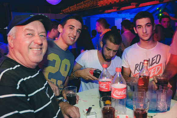 Turanjska fešta u Menfisto baru, 16.7.2015. (foto: Ivan Toman) Turanjska fešta u Menfisto baru, 16.7.2015. (foto: Ivan Toman)