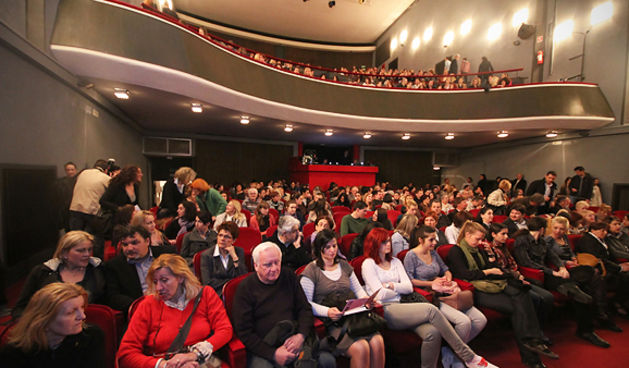 Premijera predstave ‘’Iznenada prošlog ljeta’‘ (foto:Saša Čuka)