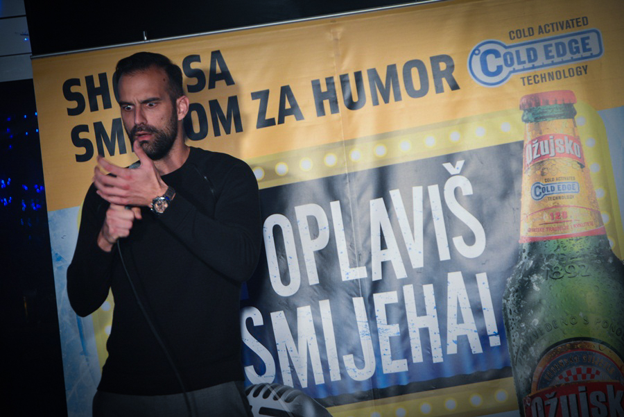 Ivan Šarić u Famous baru