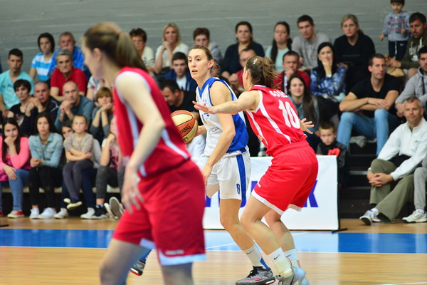 SC Višnjik, dvorana 3. Finale doigravanja za prvaka Hrvatske: ŽKK Zadar – ŽKK Medveščak 54-76 SC Višnjik, dvorana 3. Finale doigravanja za prvaka Hrvatske: ŽKK Zadar – ŽKK Medveščak 54-76