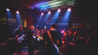 Urban & 4 u Q baru Urban & 4 u Q baru