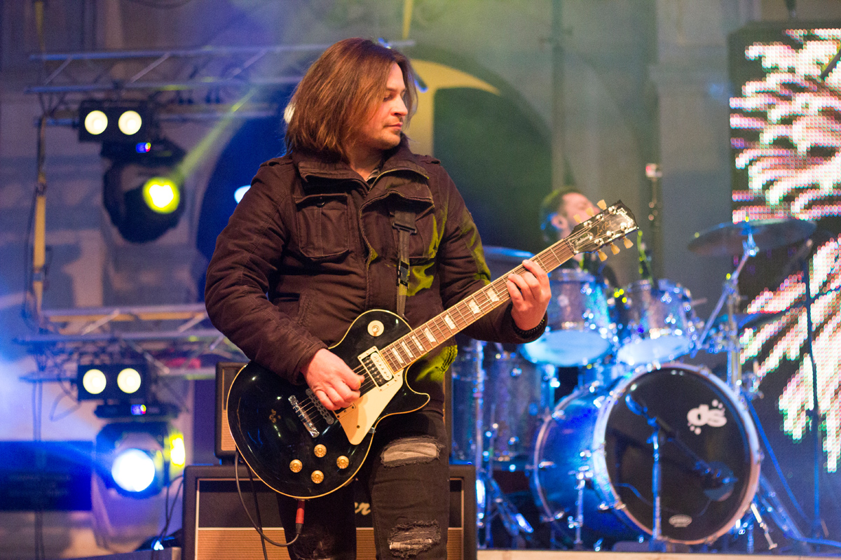 Doček 2017: Najluđa noć na zadarskom Poluotoku privukla više tisuća Zadrana i gostiju Doček 2017: Najluđa noć na zadarskom Poluotoku privukla više tisuća Zadrana i gostiju