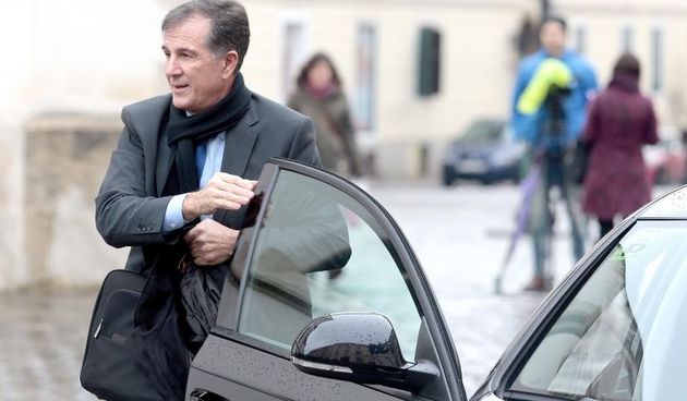 Ministar poljoprivrede Davor Romic dolazi na sjednicu Vlade. Photo: Patrik Macek/PIXSELL