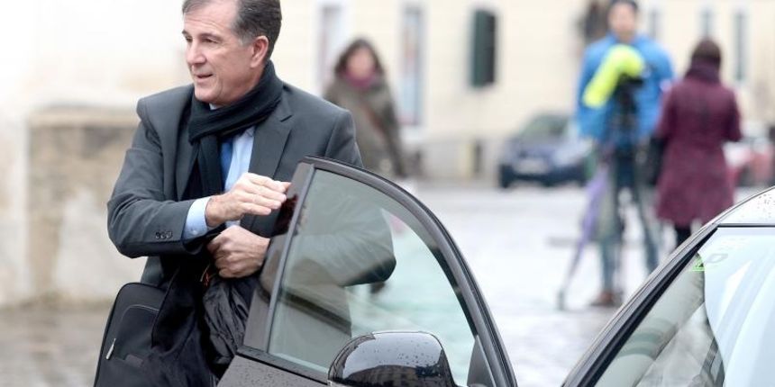 Ministar poljoprivrede Davor Romic dolazi na sjednicu Vlade. Photo: Patrik Macek/PIXSELL Ministar poljoprivrede Davor Romic dolazi na sjednicu Vlade. Photo: Patrik Macek/PIXSELL