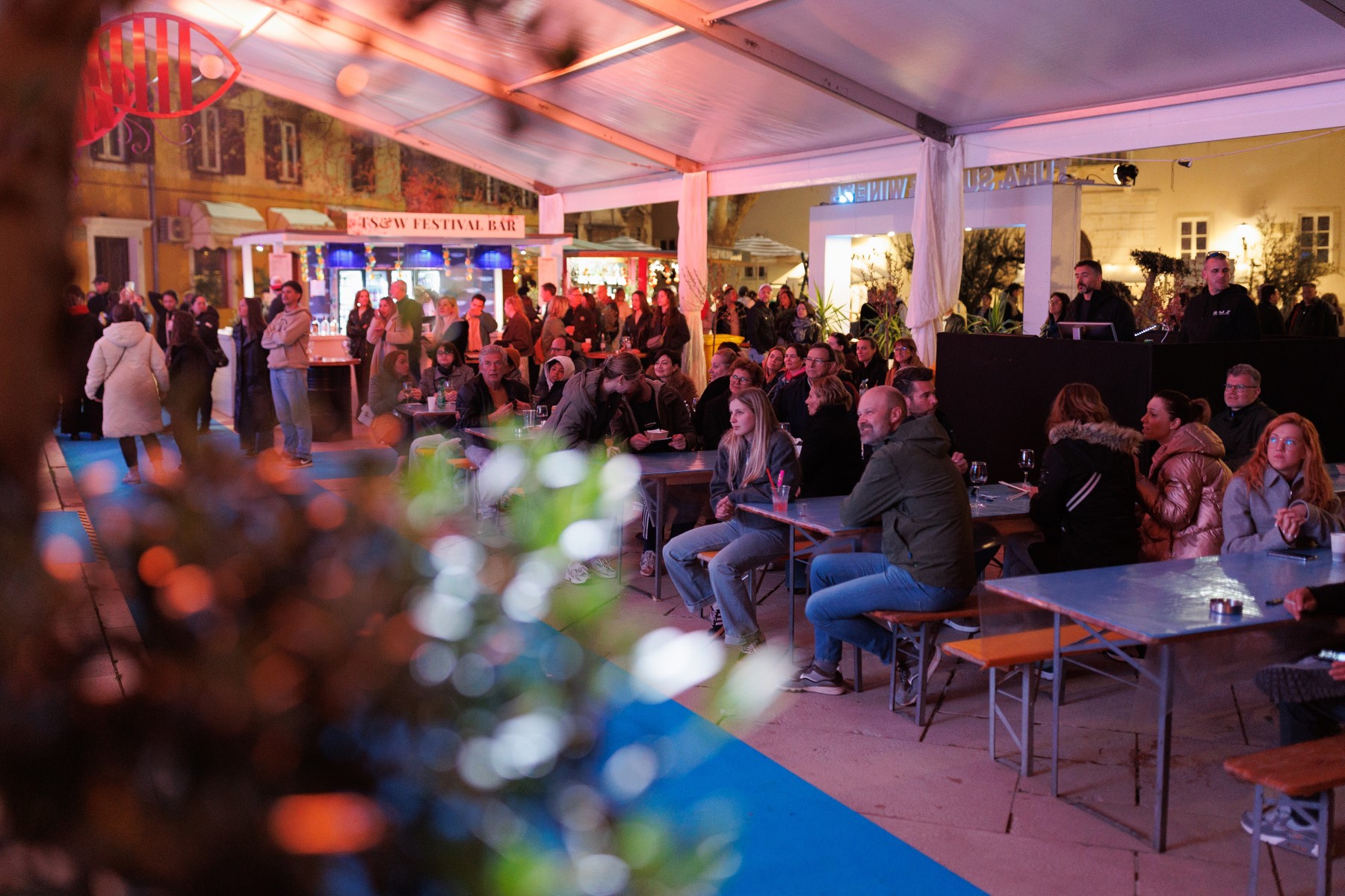 Sestre Husar na Tuna, Sushi & Wine Festivalu