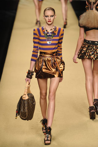 Suknje opet “in” (Moda.hr)