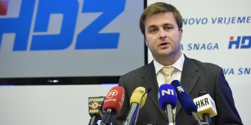 U sjedistu HDZ-a Zeljko Reiner i Tomislav Coric odrzali su konferenciju za medije. Photo: Davor Visnjic/PIXSELL