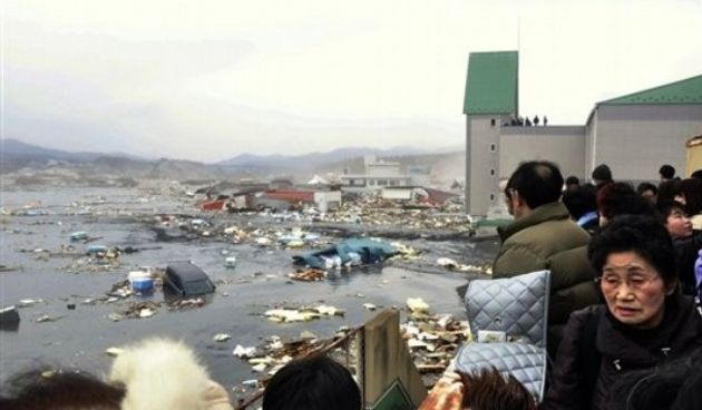 Tsunami nakon potresa u Japanu, Foto: AP Photo