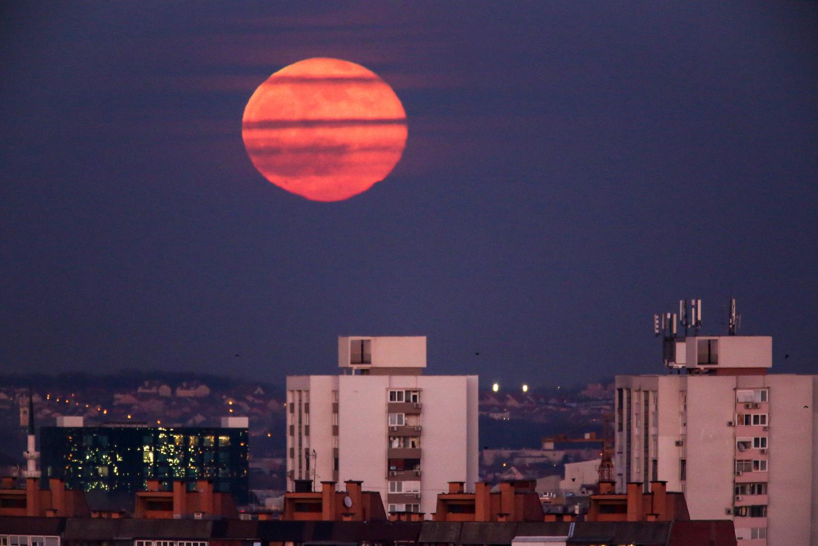 Prvi pun Mjesec u 2022. godini