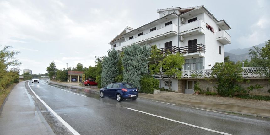 Starigrad: Mjesto na kojem je 16-godišnjak motociklom usmrtio 18-godišnju Lauru