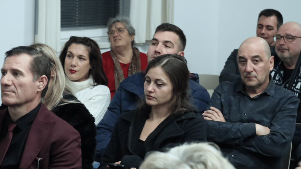 Dodjela nagrada Goran Bujić – Književnici novinari i Donat 2025 održana je u MMD Gradske knjižnice Zadar, u svečanoj atmosferi koja je okupila književnike, kulturne djelatnike i ljubitelje umjetnosti.