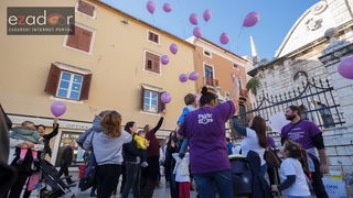 Zadarski Palčići pustili u zrak stotine ljubičastih balona