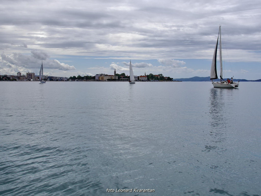 Image 441229 (auto) Image 441229 (auto)