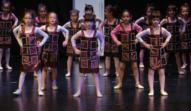 Plesna udruga Gesta: Ima li spasa za Djeda Mraza, Foto: Zeljko Karavida