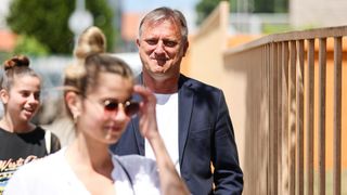 Lokalni izbori: Dr. Branko Dukić izašao na biralište Lokalni izbori: Dr. Branko Dukić izašao na biralište