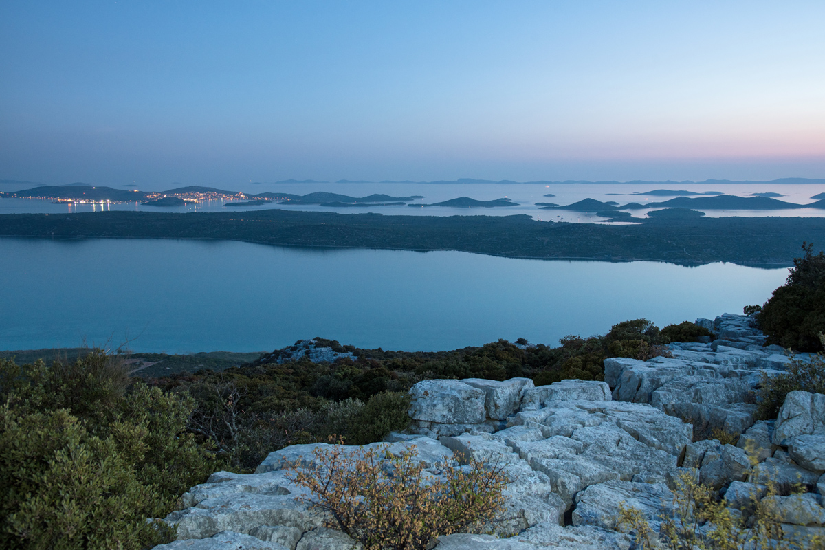 Spektakularno noćno nebo nad Vranskim jezerom Spektakularno noćno nebo nad Vranskim jezerom