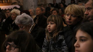 Cvjetnica 20. ožujka 2016: Nakon blagoslova maslinovih grančica, nadbisku Želimir Puljić predvodio je procesiju do katedrale sv. Stošije gdje je služio misno slavlje na kojem se pjevala Muka našeg Gospodina Cvjetnica 20. ožujka 2016: Nakon blagoslova maslinovih grančica, nadbisku Želimir Puljić predvodio je procesiju do katedrale sv. Stošije gdje je služio misno slavlje na kojem se pjevala Muka našeg Gospodina