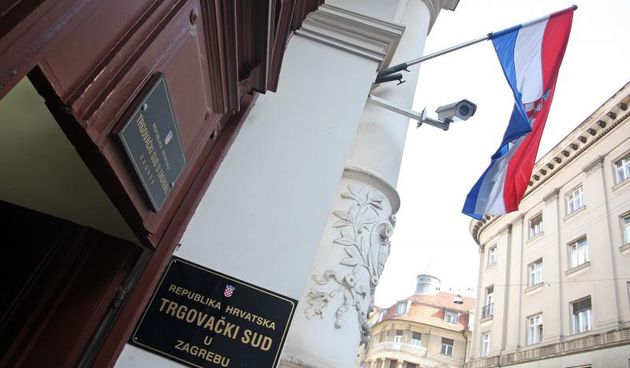 04.07.2013., Zagreb – Ulaz u trgovacki sud. Photo: B Autor  Borna Filic/PIXSELL KLJUČNE RIJEČI  tabla, ulaz, trgovacki sud, zgrada, ilustracija