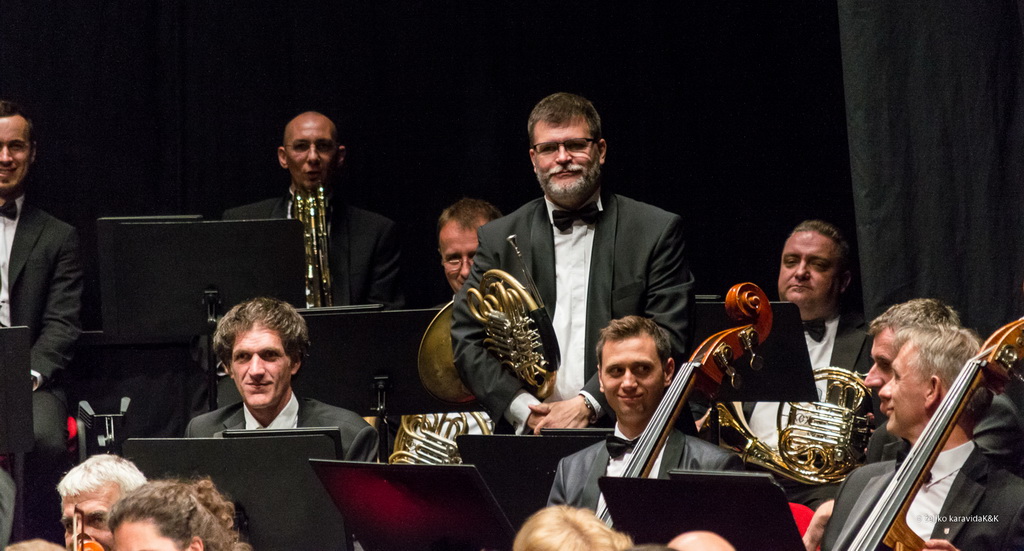 Simfonijski orkestar HRT-a pod ravnjanjem Enrica Dinda otvorio koncertnu sezonu u Zadru Simfonijski orkestar HRT-a pod ravnjanjem Enrica Dinda otvorio koncertnu sezonu u Zadru