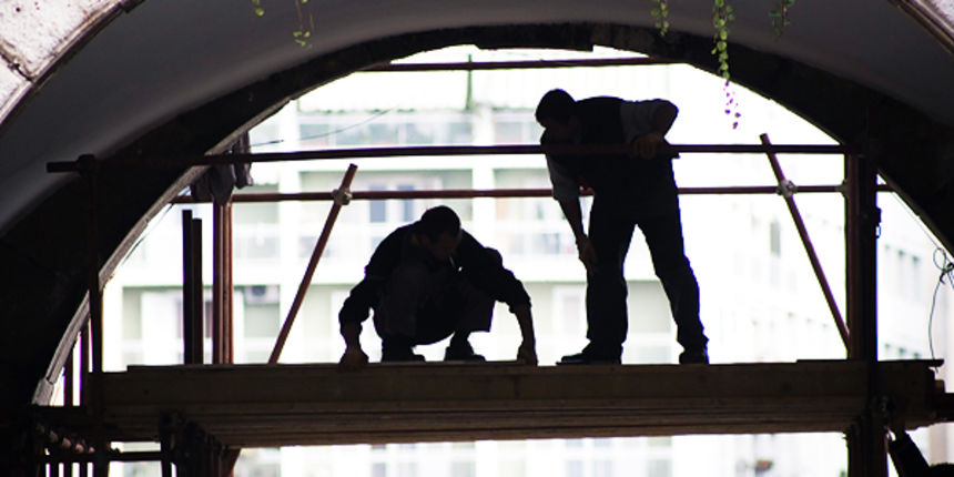 Đir po gradu 6. studenog 2010. radnici, gradilište, bauštel (Foto:Saša Čuka) Đir po gradu 6. studenog 2010. radnici, gradilište, bauštel (Foto:Saša Čuka)