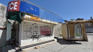 Zadar: Zbog početka radova na izgradnji TIC-a, zakupci javne površine sele na novu lokaciju, foto: Dino Stanin/PIXSELL Zadar: Zbog početka radova na izgradnji TIC-a, zakupci javne površine sele na novu lokaciju, foto: Dino Stanin/PIXSELL