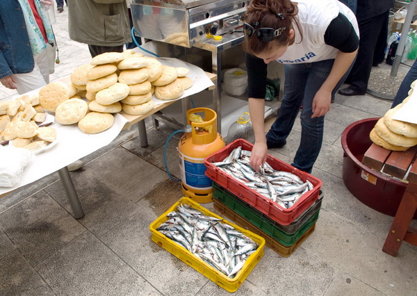 Proslava 1. svibnja na trgu Pet bunara