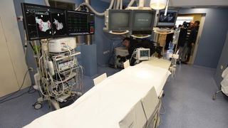 U Općoj bolnici Zadar svečano otvorena nova angio sala donacija dr. Freidoona Ghazija. Foto: Dino Stanin/PIXSELL U Općoj bolnici Zadar svečano otvorena nova angio sala donacija dr. Freidoona Ghazija. Foto: Dino Stanin/PIXSELL