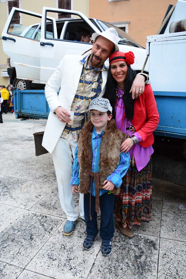 Stanarske maškare u karnevalskoj povorci, foto Iva Perinčić