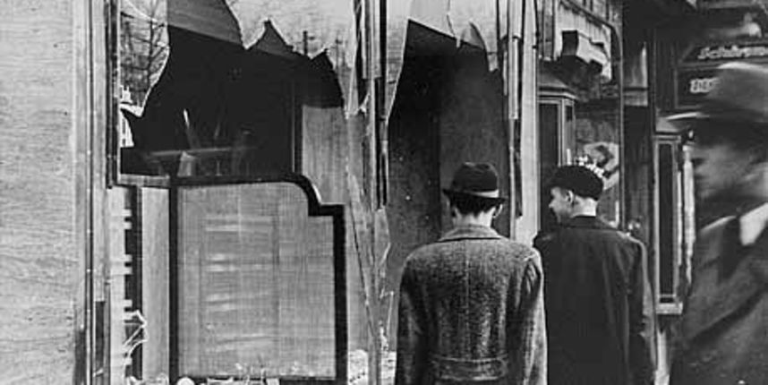 Kristalna noć (Foto:www.socialstudiesforkids.com)