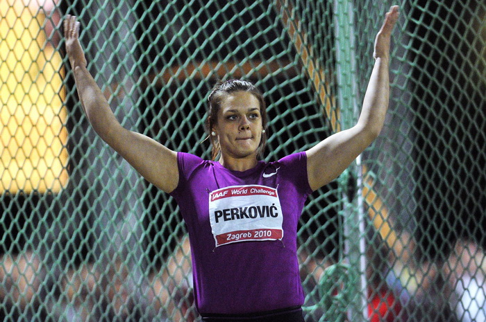 Zagreb, 010910. Sportski park Mladost. IAAF, World Challenge Zagreb 2010, 60-ti jubilarni memorijal Borisa Hanzekovica, meeting u atletici. Na slici: pobjednica u bacanju diska, hrvatska predstavnica Sandra Perkovic. Foto: Boris Kovacev / CROPIX Zagreb, 010910. Sportski park Mladost. IAAF, World Challenge Zagreb 2010, 60-ti jubilarni memorijal Borisa Hanzekovica, meeting u atletici. Na slici: pobjednica u bacanju diska, hrvatska predstavnica Sandra Perkovic. Foto: Boris Kovacev / CROPIX