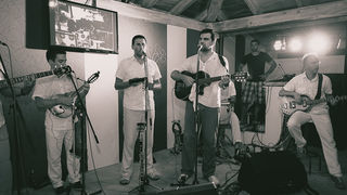 Klapa Kampanel @ Menfisto bar, 18.7.2015. (foto: Ivan Toman) Klapa Kampanel @ Menfisto bar, 18.7.2015. (foto: Ivan Toman)