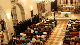 Sv. Frane: Predstavljanje CD-a zbora bogoslova Franjevačke provincije Sv. Frane: Predstavljanje CD-a zbora bogoslova Franjevačke provincije