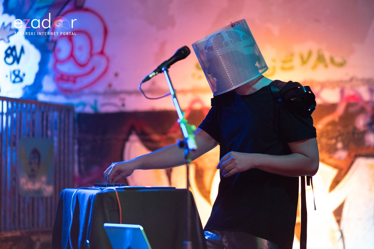 KvartArt 2018.: Art buvljak & koncert Nipplepeoplea