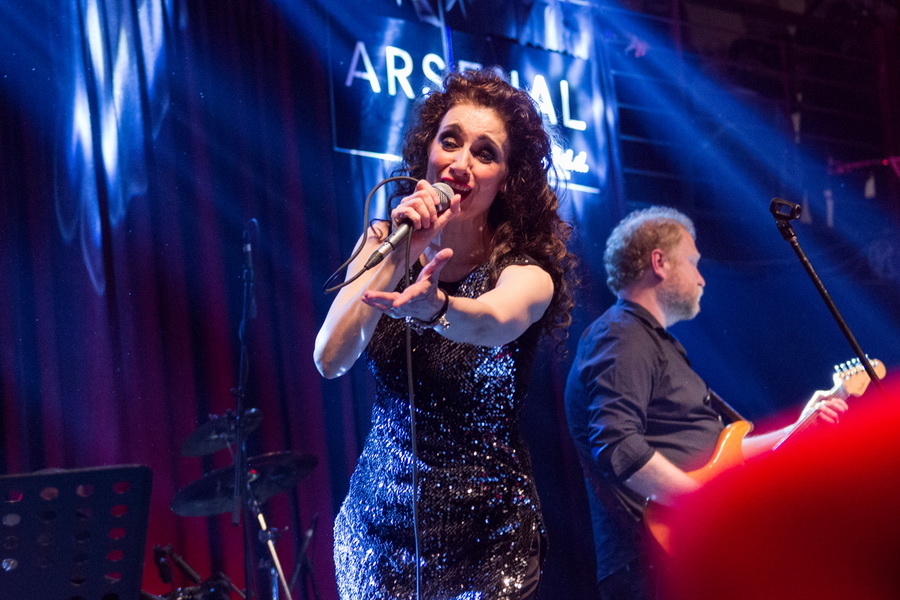 Koncert Doris Dragović u klubu Arsenal Zadar Koncert Doris Dragović u klubu Arsenal Zadar