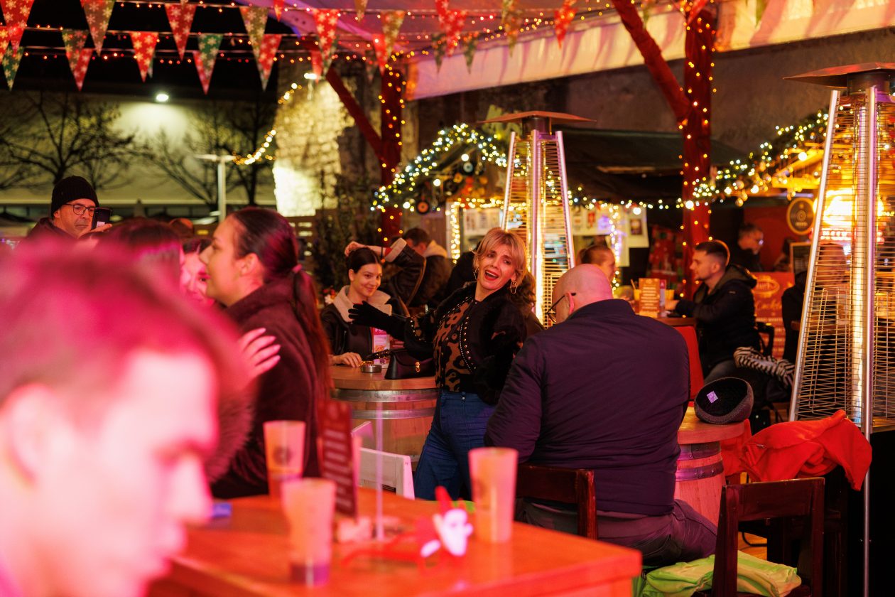 Student Advent @ Božićni gramofon Student Advent @ Božićni gramofon