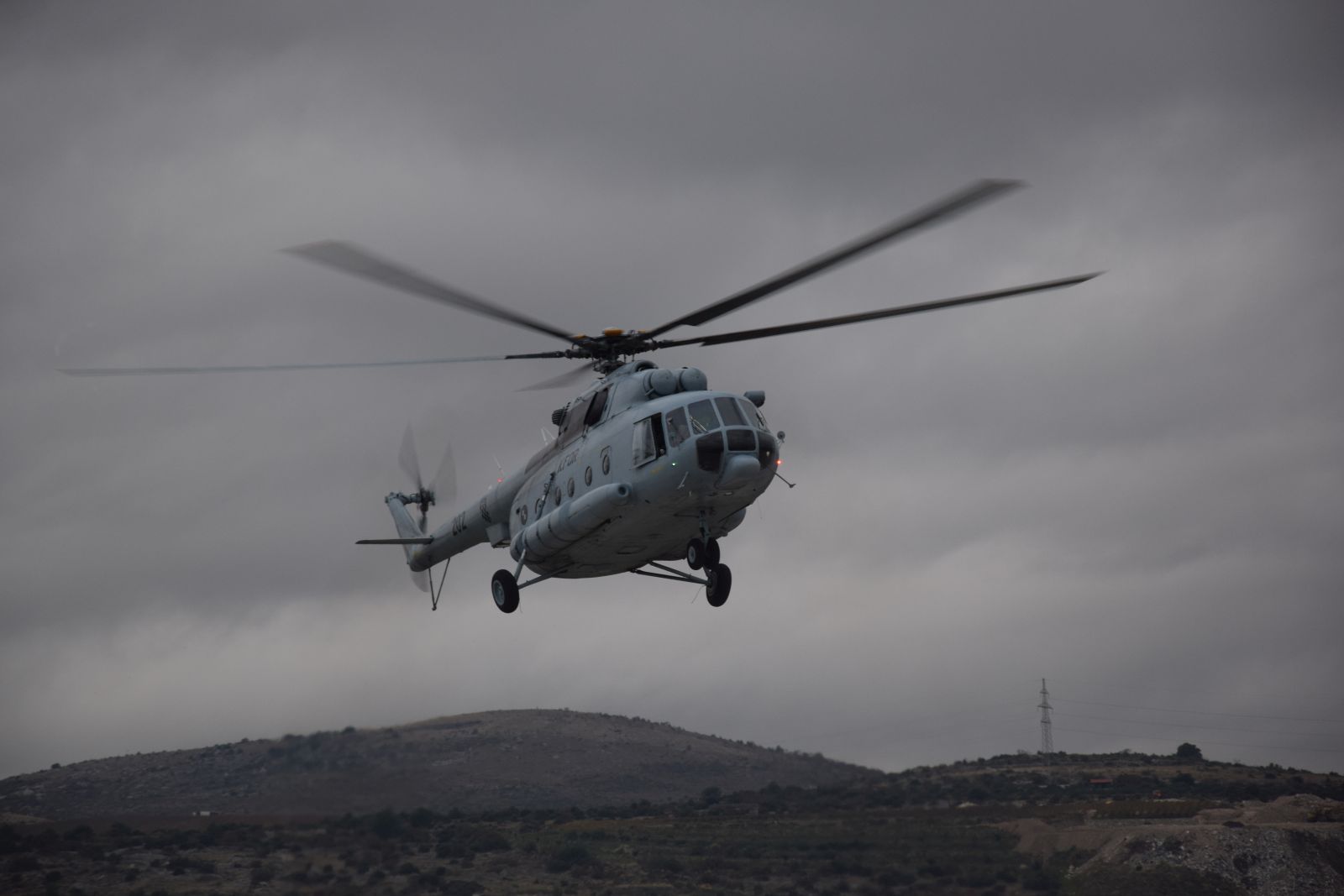 Iz Divulja 14 pripadnika Oružanih snaga RH krenulo u 26. misiju na Kosovo